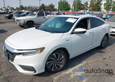 2019 Honda Insight Touring z USA, uszkodzony, nr VIN 19XZE4F95KE031650